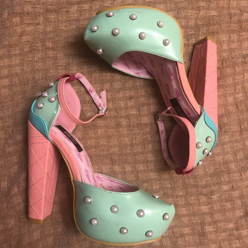 Iron Fist ice cream platform